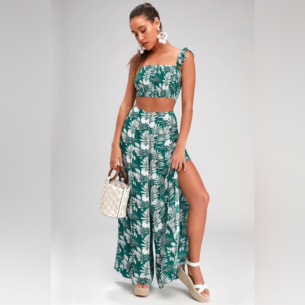 Lulu sol mates green tropical print wide pant set